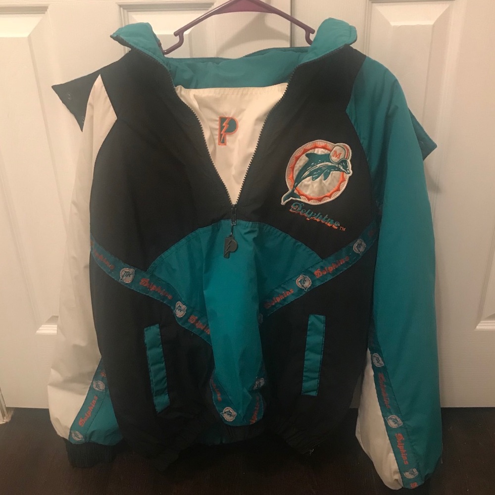 🏈Vintage NFL Puffer Jacket🐬